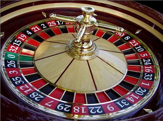 Thunderbolt Casino کھلاڑیوں کے لیے لائیو کیسینو سیکشن